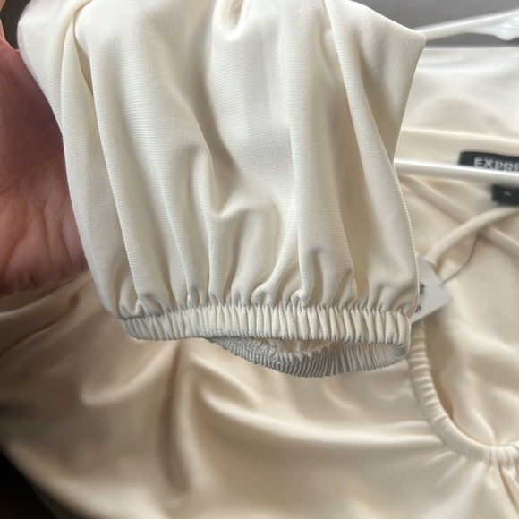 Express Blouse - Picture 5 of 5